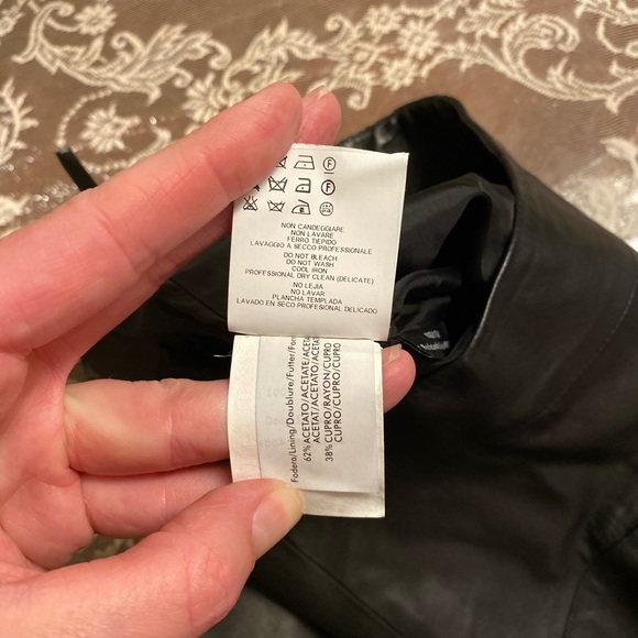 Authentic Versace Black Leather Pencil Skirt, Size 42 Made In Italy. - Picture 8 of 10